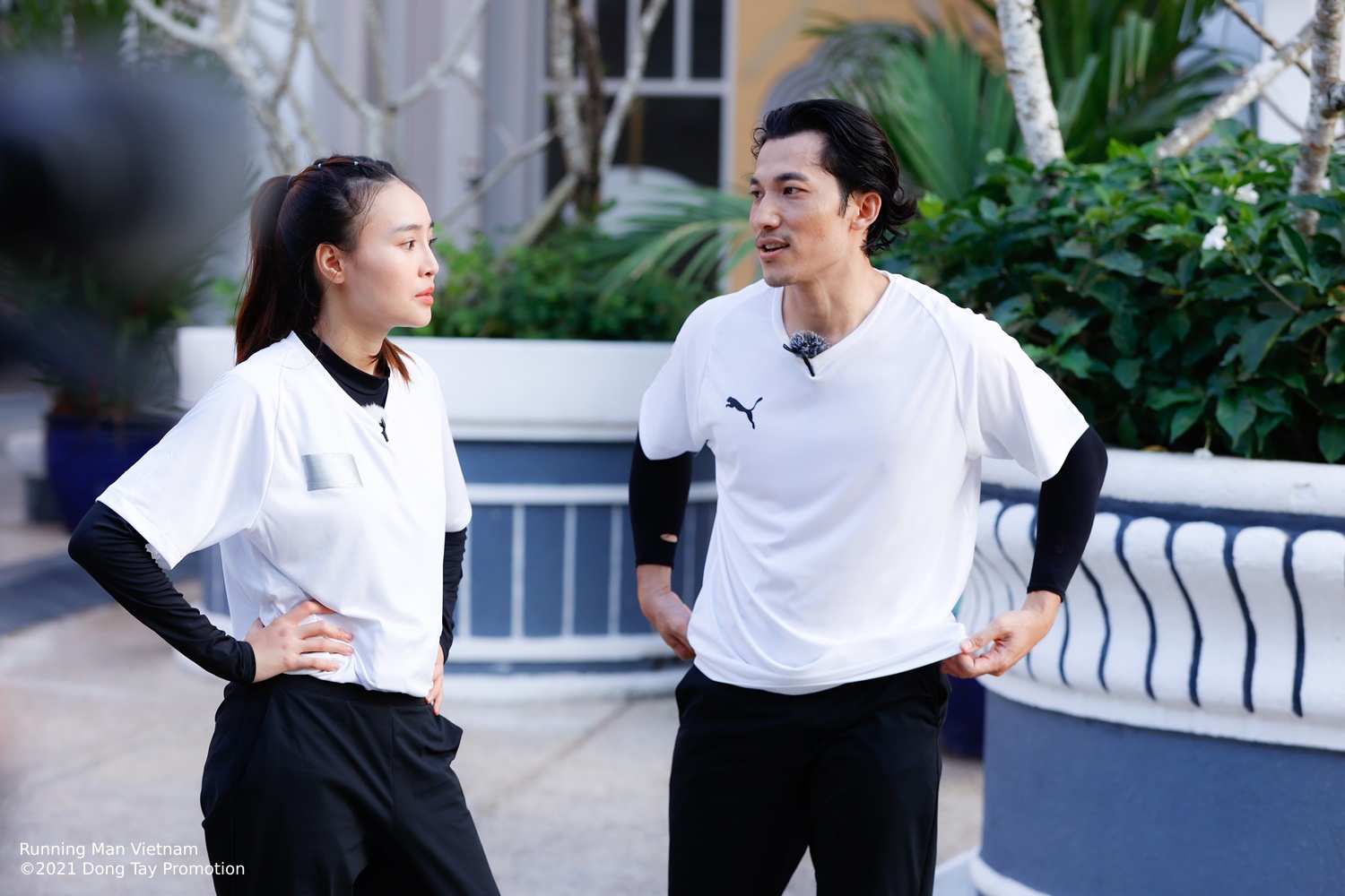 Running Man Vietnam tập 13: Hòa Minzy suy sụp khi về chung đội với 