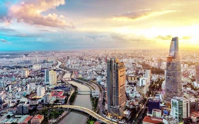 Standard Chartered dự báo kinh tế Việt Nam phục hồi nửa cuối năm 2023