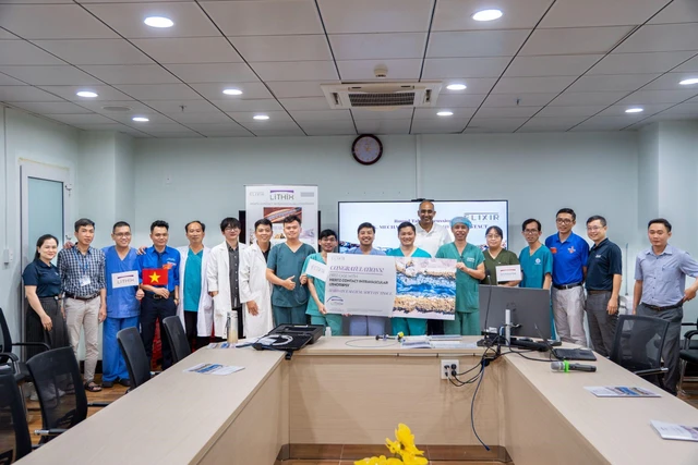 Bệnh viện Đa khoa Kiên Giang triển khai thành công bóng phá vôi cơ học LithiX HC trên bệnh nhân 95 tuổi – ca đầu tiên tại Đồng bằng sông Cửu Long