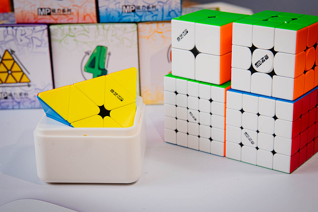 “Cơn sốt chơi Rubik” đang trở lại, bố mẹ có thể cho con luyện tập trí não, IQ với trò chơi này!