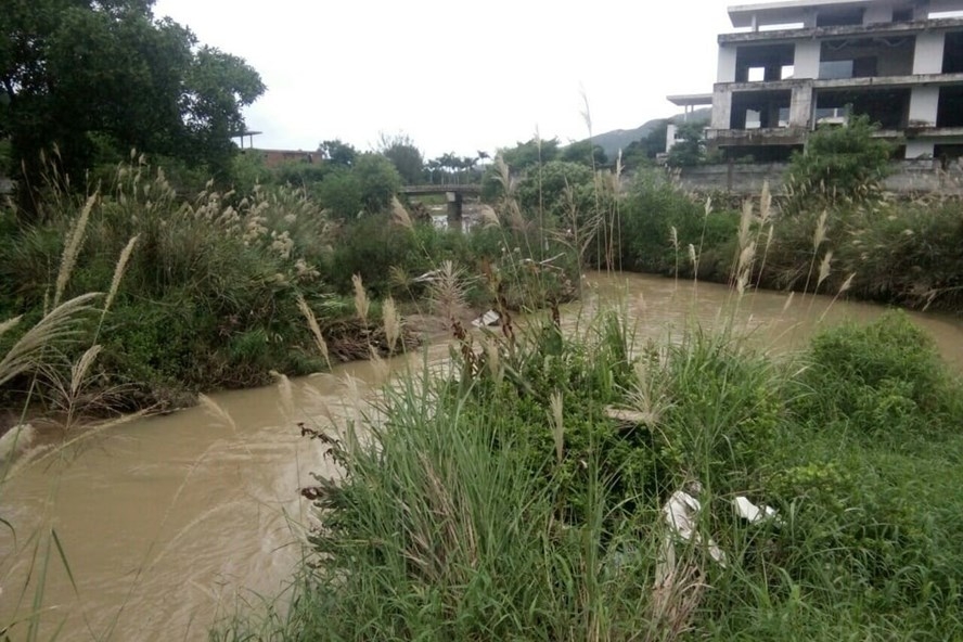 Khánh Hòa kiểm tra nghi vấn Công ty TNHH Hoàn Cầu lấp dòng chảy thoát lũ