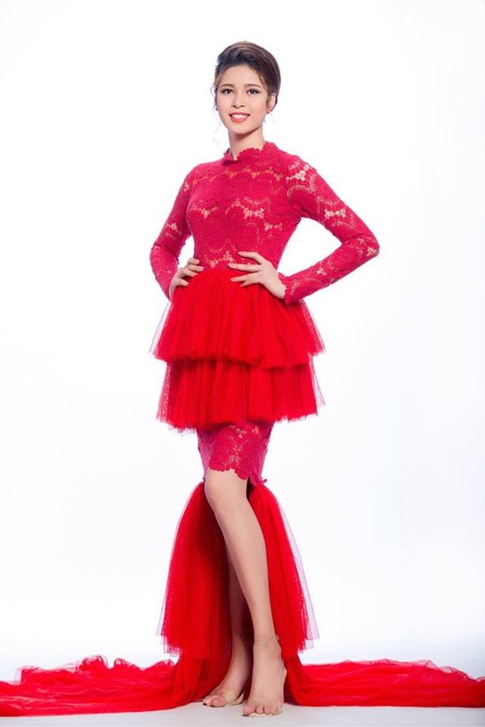 TOP 20 thí sinh Miss HUTECH 2019 diện đồ dạ hội của NTK Việt Hùng rạng rỡ trước thềm chung kết