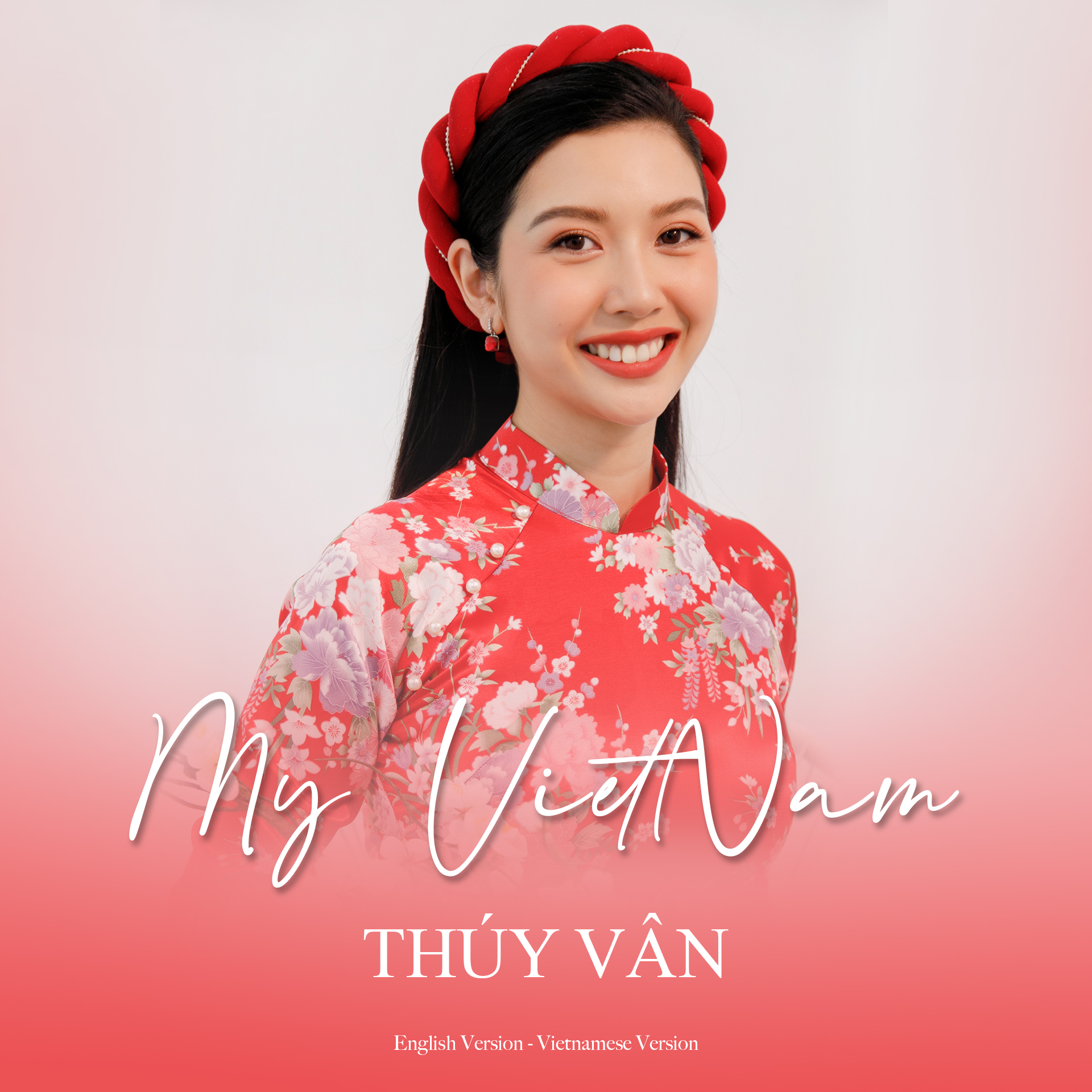 Á hậu Thuý Vân phát hành hai phiên bản cho ca khúc tự sáng tác