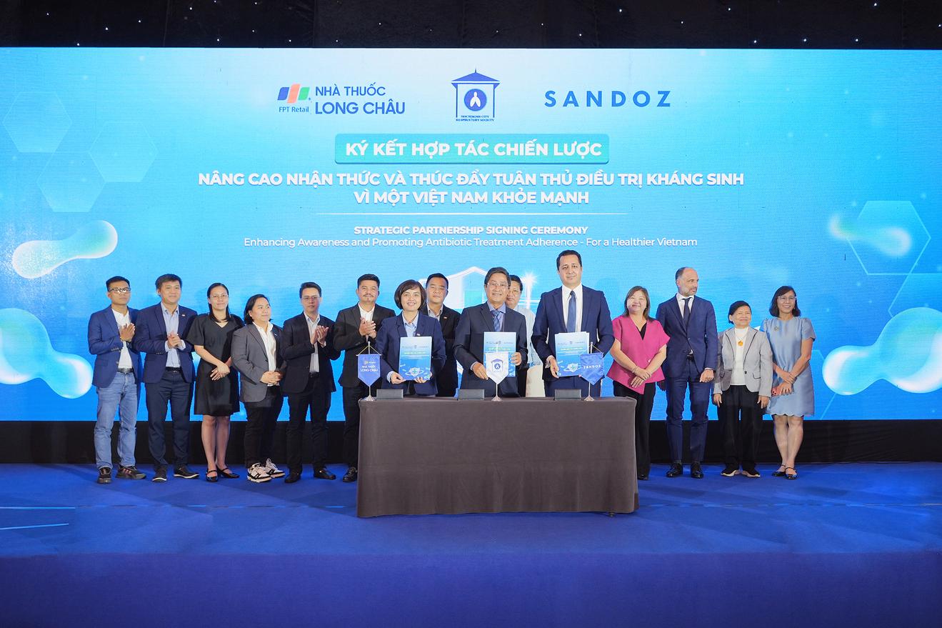 Sandoz, Long Châu và Hội Hô hấp TPHCM hợp tác nâng cao nhận thức và thúc đẩy tuân thủ điều trị kháng sinh trong cộng đồng Sandoz, Long Châu và Hội Hô hấp TPHCM hợp tác nâng cao nhận thức và thúc đẩy tuân thủ điều trị kháng sinh trong cộng đồng