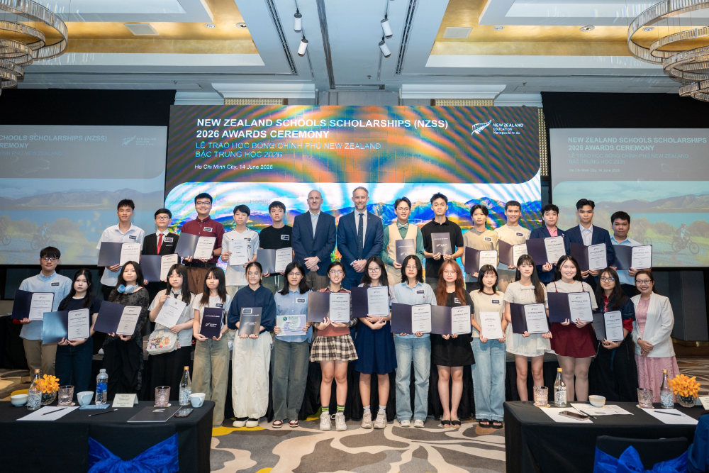 Vinh danh các tân chủ nhân nhận học bổng chính phủ New Zealand bậc trung học (NZSS) 2026, bắt đầu nhận hồ sơ ứng tuyển đợt 2 Vinh danh các tân chủ nhân nhận học bổng chính phủ New Zealand bậc trung học (NZSS) 2026, bắt đầu nhận hồ sơ ứng tuyển đợt 2