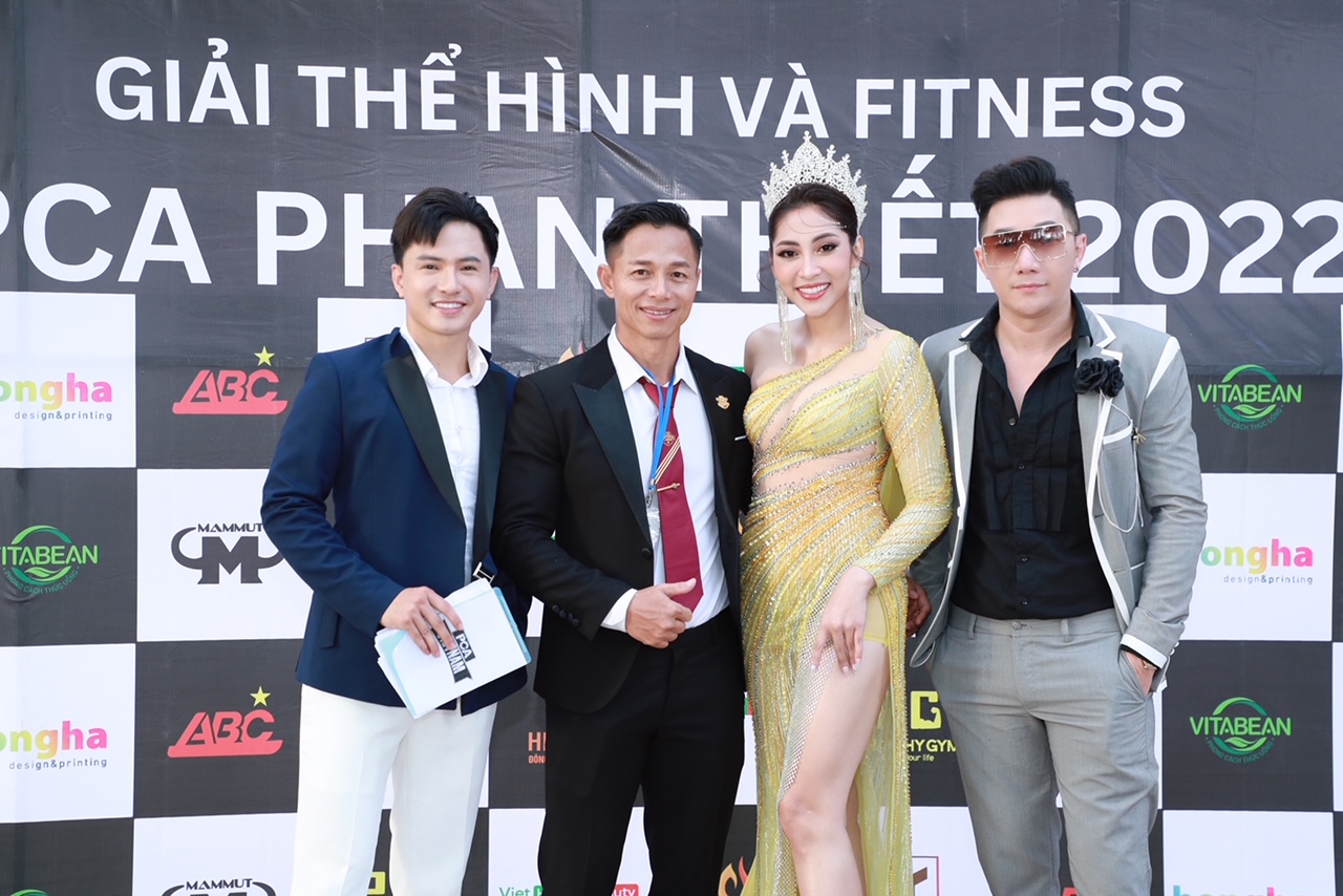 Siêu mẫu Nam Phong, MC Nguyễn Hoàng Vĩnh hội ngộ Hoa hậu Đặng Thu Thảo tại sự kiện thể hình