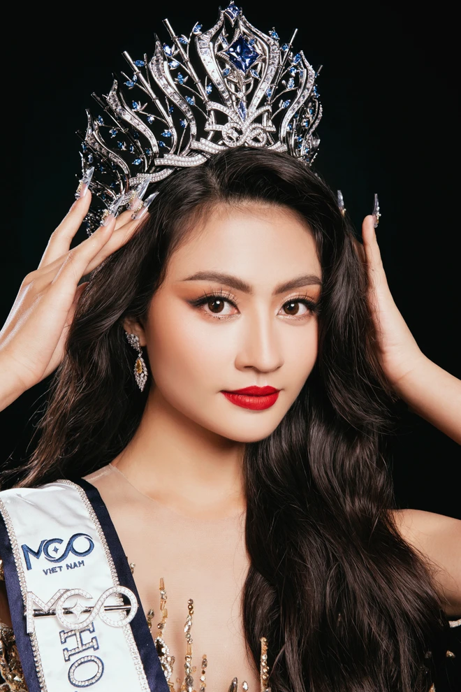 Cận cảnh nhan sắc hậu đăng quang của tân Hoa hậu Hoàn vũ Việt Nam