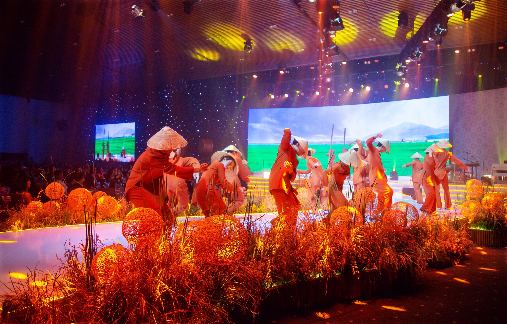 Ấn tượng đêm Gala ‘Tinh hoa Gạo Việt’ tại TP Hồ Chí Minh
