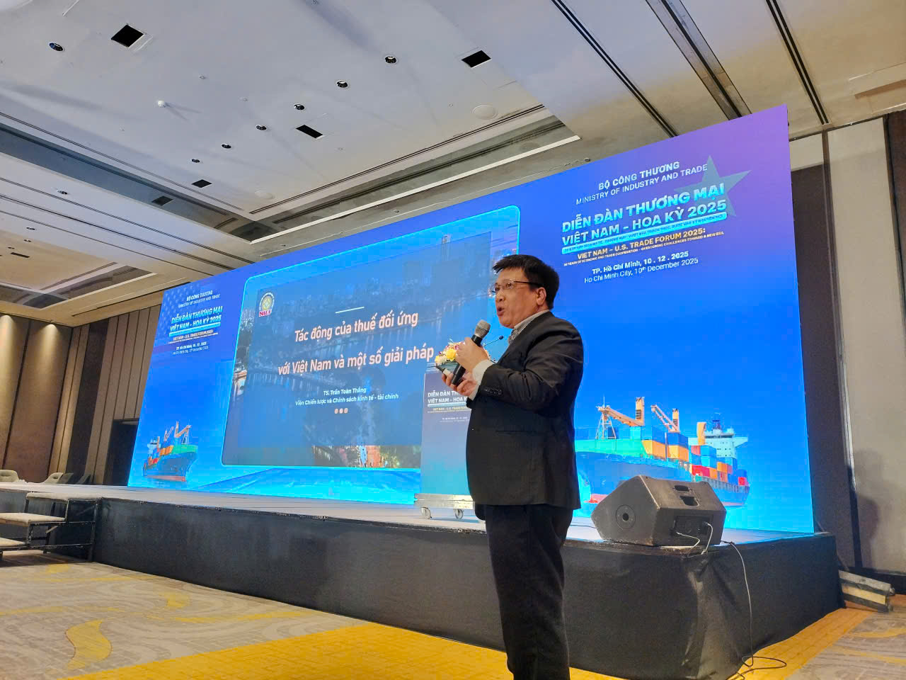 Diễn đàn Thương mại Việt Nam - Mỹ 2025: Khẳng định nền tảng hợp tác ba thập kỷ, mở rộng dư địa phát triển trong giai đoạn mới Diễn đàn Thương mại Việt Nam - Mỹ 2025: Khẳng định nền tảng hợp tác ba thập kỷ, mở rộng dư địa phát triển trong giai đoạn mới